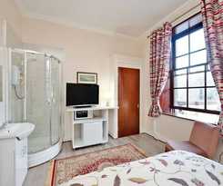 Inviting 9-bed House in Aberdeen