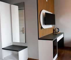 Rodis Hotel