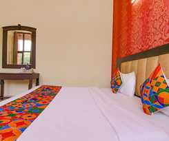 Hotel Fabhotel Town Pride