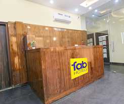 Hotel Fabhotel Moon Trip