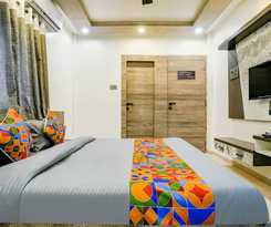 Hotel Fabhotel Viva House