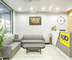 Hotel FabIndirapuram By SBG