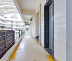 Fabhotel Acropole Inn