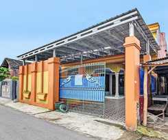 Hotel OYO 92123 Chikam House Syariah