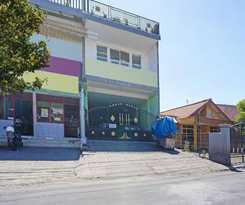 Hotel OYO Life 91670 Mannsur Homestay Syariah