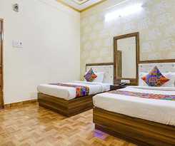 Hotel Fabhotel Shivam Palace