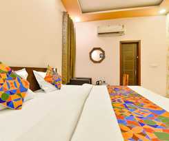 Fabhotel Sarvika
