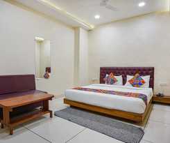 Hotel Fabhotel Sukh Vilas