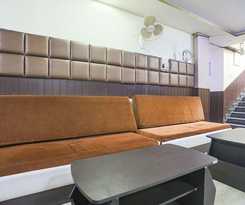 Fabhotel Heritage Villa