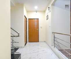 Hotel Fabhotel Atharv