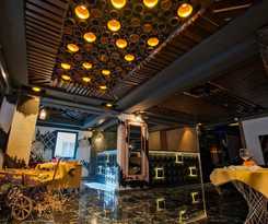MOONDAY HOTEL