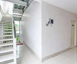 Hotel Super OYO Collection O 90253 DHelomi