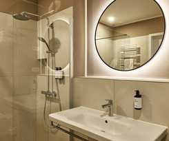 Makro Apartments