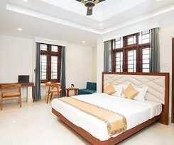 Hotel FabPrime Royal Inn