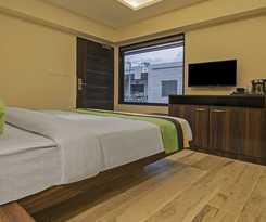 Treebo Trend Pink City Grand
