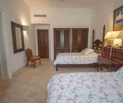 Ocean Front Luxury Villa in Golf and Beach Resort