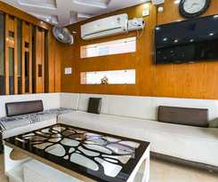 Fabhotel Nandgiri Palace