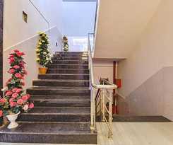 Fabhotel Dev Palace