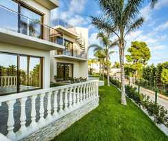 Calma Holiday Villas