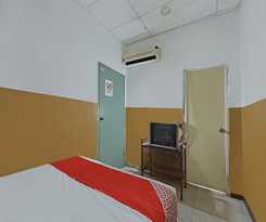 Hotel OYO 90794 Maple