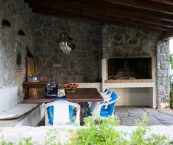 Seafront Luxury Villa w 5-en Suite BR BBQ