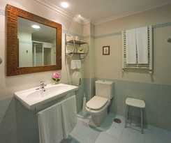 Castillo De Valdés Salas