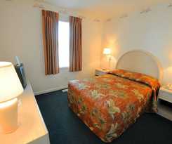 Riviera Resorts and Suites