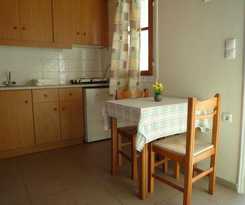 Haris Apartments