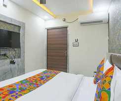 Hotel Fabhotel The Treenity House