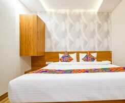 Fabhotel Woodlark Inn