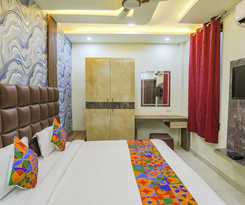 Hotel Fabhotel Naman