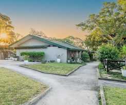 Chestnut Country Lodge