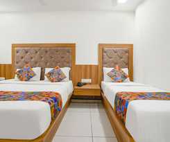 Fabhotel Silver Inn