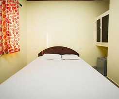 FabExpress Morjim Highland With Swimming Pool