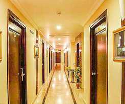 Fabhotel Gold Leaf I