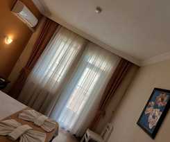 Grand Cnr Hotels