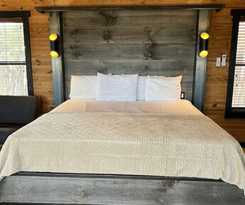 Hotel Hideout on the Horseshoe