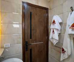 Hotel pyramids tower view inn