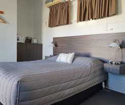 Hotel Motel River Bend