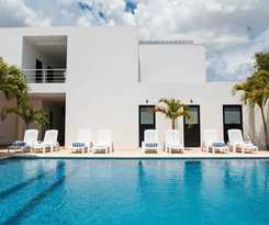 and Suites Yuca Ville