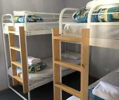 Pleasurelea Tourist Resort and Caravan Park