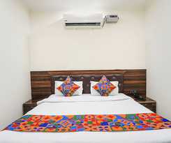 Fabhotel 17 Suites