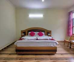 Goroomgo J J Regency Manali