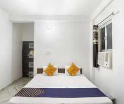 Goroomgo Shiv Ganga Guest House varanasi