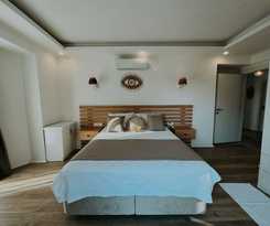 Marla Suite Hotel