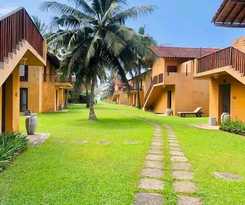 Hotel Muthumuni Ayurveda Beach Resort