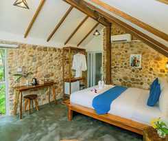 Hotel Green Valley Veal Pouch