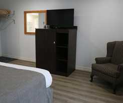 Algonquin Lakeside Inn