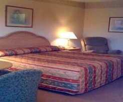 Hotel O Relax Inn Lewisburg near I-64