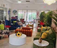 Hotel Harbor Breeze Villas